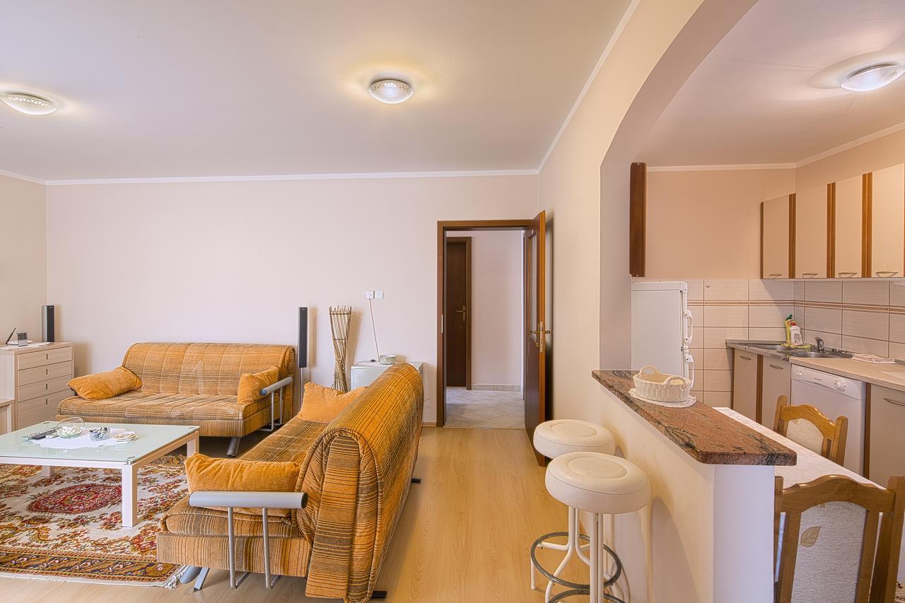 Zeljko Vujovic Apartment Budva